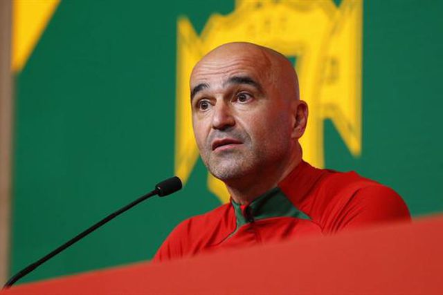 Roberto Martínez revela lote de três capitães