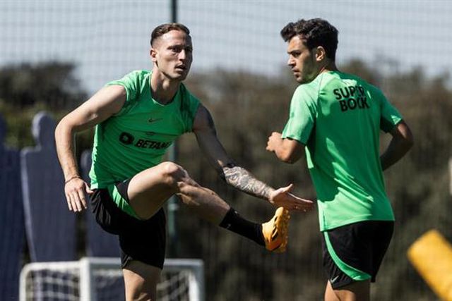 Rúben Amorim chama jovem lateral-esquerdo ao treino
