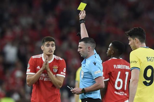 «Temos de marcar três golos para passar»