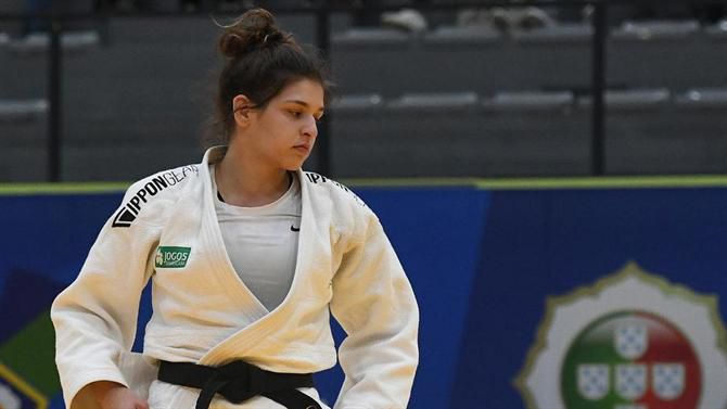 Joana Crisóstomo conquista bronze em Roma