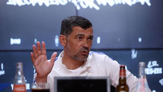 Sérgio Conceição faz esclarecimento depois de triunfo na Luz: «Não festejo vitórias»