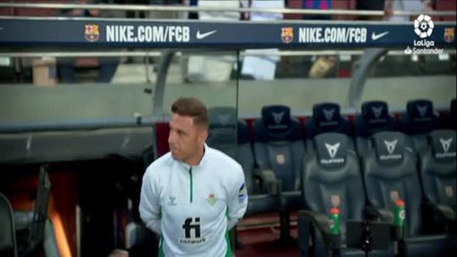 Joaquín recebido com ovação espantosa em Camp Nou