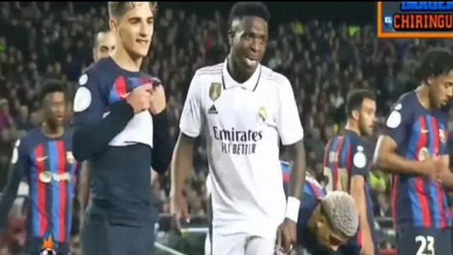 Muito feio: o gesto de Gavi na direção de Vinícius Jr