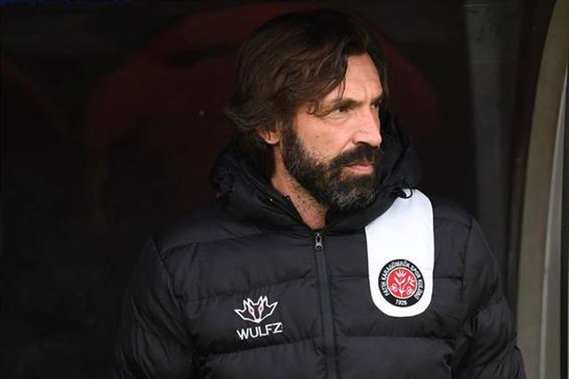 «Como podem colocar Ancelotti à frente de Allegri, Conte ou Lippi?»