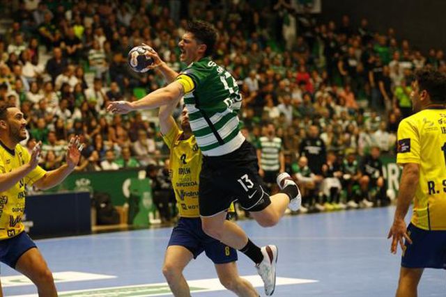 Sporting dá a volta e está nos quartos de final da Liga Europeia