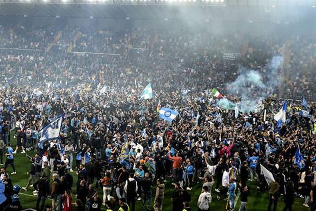 Foi assim a festa após o apito final do Udinese-Nápoles (vídeos)