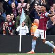 Aston Villa goleia Newcastle e aproxima-se dos lugares europeus (veja os golos)
