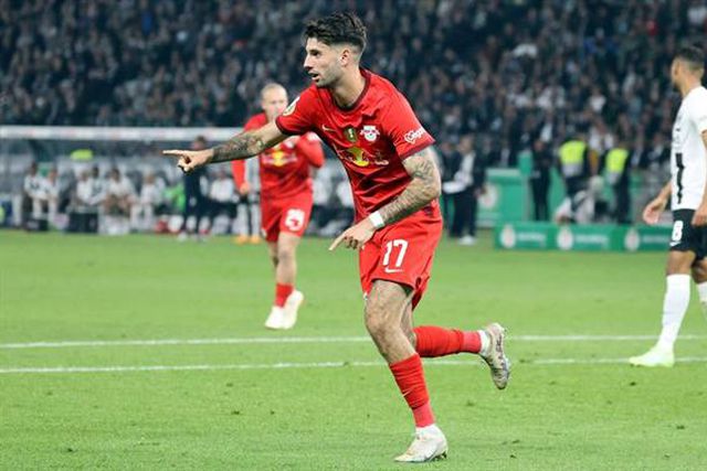 RB Leipzig, de André Silva, goleia e carimba passaporte para a final