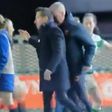 Old Firm termina com cabeçada a treinador do Celtic (vídeo)