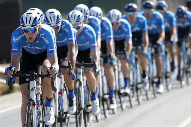 UCI abre a porta aos ciclistas russos e bielorrussos