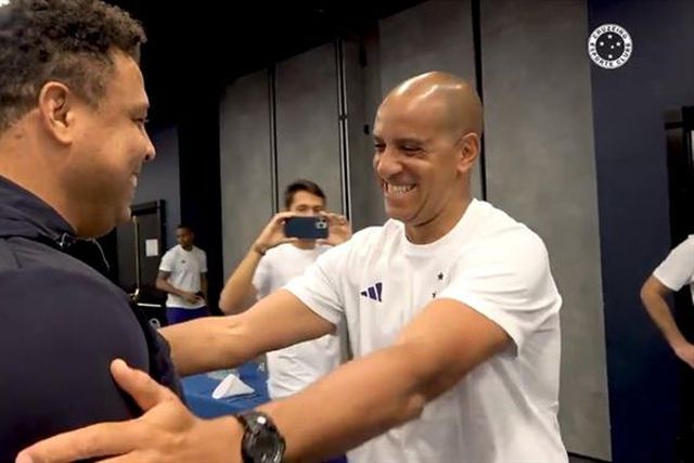 Pepa finalmente conheceu o ídolo Ronaldo (vídeo)
