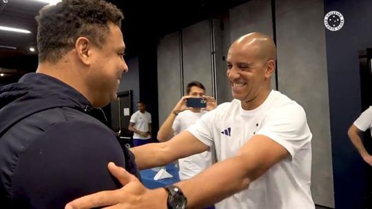 Pepa finalmente conheceu o ídolo Ronaldo (vídeo)