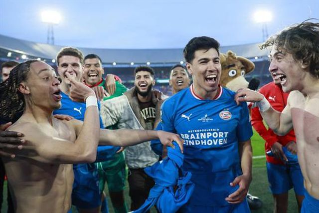 «Não pode ser sempre o Xavi Simons o herói, tem de dar a vez a outros»