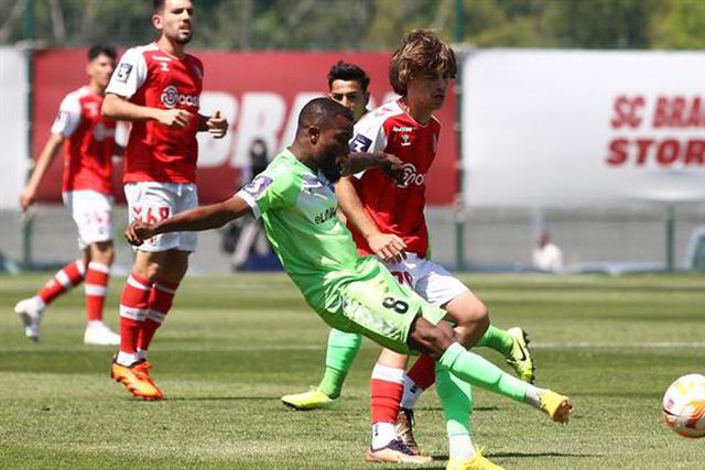 Lank Vilaverdense dá passo de gigante rumo ao ‘play-off’ de subida