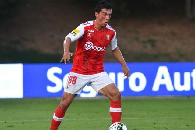 Cem jogos para Castro