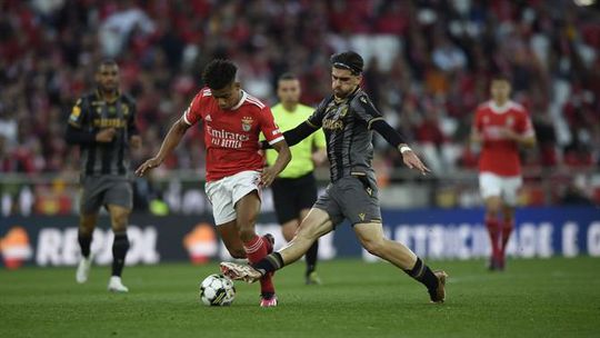 'Chapa 5' do Benfica ao Vitória de Guimarães antes da paragem