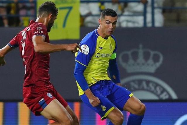 Al Nassr vence (com míssil de Ronaldo) e mantém-se a um ponto do líder