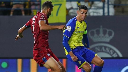 Al Nassr vence (com míssil de Ronaldo) e mantém-se a um ponto do líder