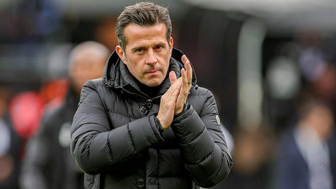 Marco Silva pediu desculpa ao árbitro pela expulsão em Old Trafford