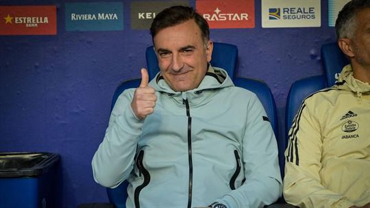 Carvalhal ganha dois reforços para embate com Almería