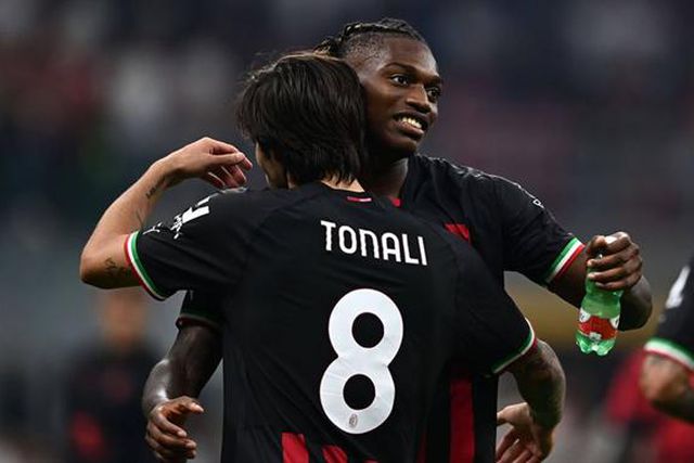 «Rafael Leão? São precisos dois homens para o marcar, quando acelera...»