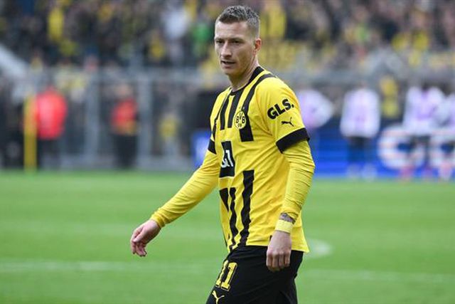 Capitão corta metade do ordenado para renovar