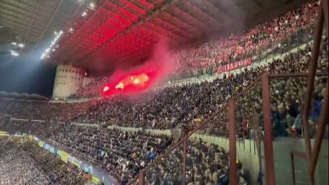 Adeptos do Benfica arremessaram tochas para os do Inter