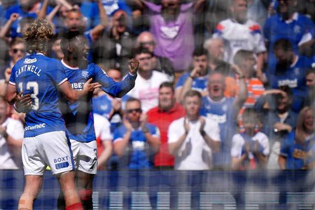 Celtic derrotado ao fim de 34 jogos