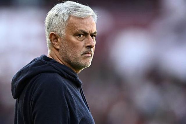 Mourinho e o terceiro lugar: «Têm a certeza que a Juve não tem 59 pontos?»