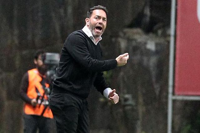 «Esta equipa de arbitragem tirou-nos do jogo: assim é desmotivante»