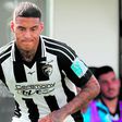 Carlinhos emocionado no regresso aos relvados: «Chorava todos os dias...»