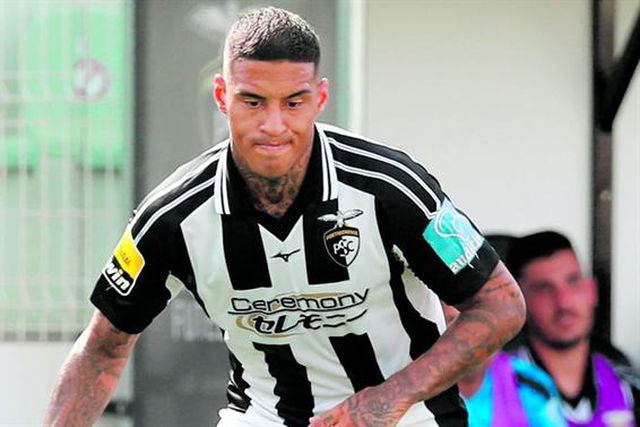 Carlinhos emocionado no regresso aos relvados: «Chorava todos os dias...»