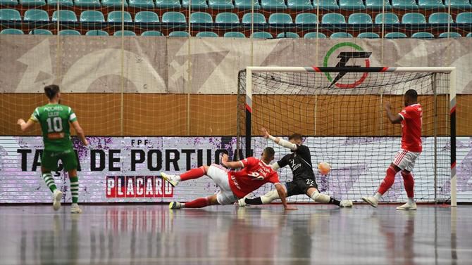 Benfica vence Lusitânia e está nas ‘meias’ da Taça