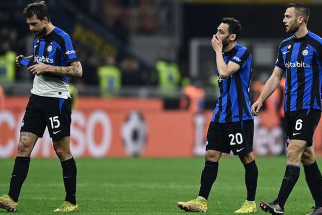 Revolução no adversário do Benfica: nem o treinador deverá escapar