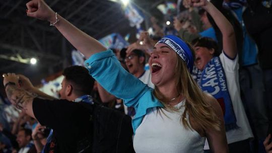 Veja a 'explosão' de alegria no Estádio Diego Maradona (vídeo)