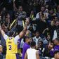 Lakers a fundo para as ‘meias’, campeão na ‘negra’
