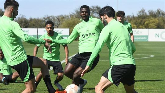 Edwards em pleno no último treino antes da Juventus