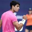 Alcaraz não desarma, Tsitsipas despede-se de Miami