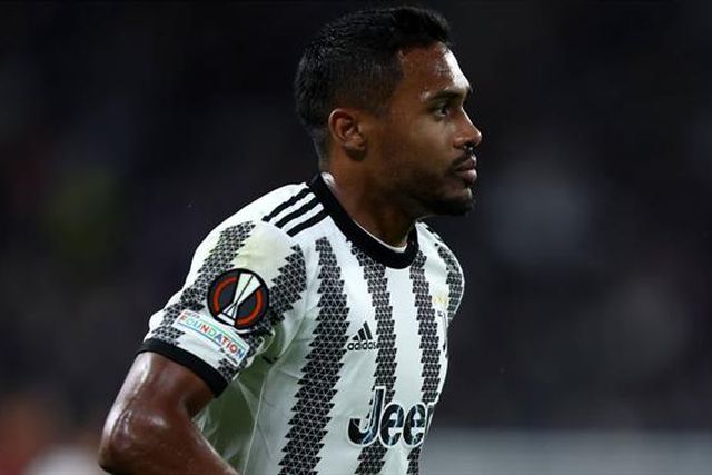 Ex-Porto renova com clube italiano