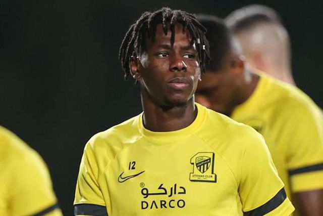 Jogador de Nuno Espírito Santo cuspiu em adversário e não joga mais esta época