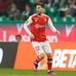 Pizzi na Luz com a pele do guerreiro
