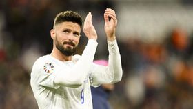 Renovação de Giroud muito bem encaminhada