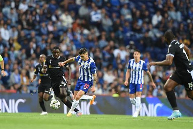 Vitória dramática do FC Porto para adiar título do Benfica (veja o resumo)