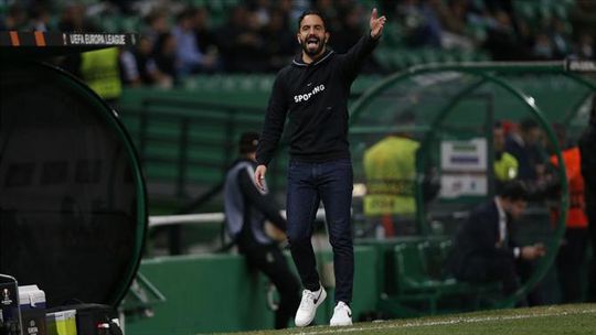 «Sair do Sporting? Tenho um bom contrato…»