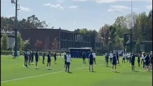 Tensão entre dois jogadores do Inter antes da receção ao Benfica