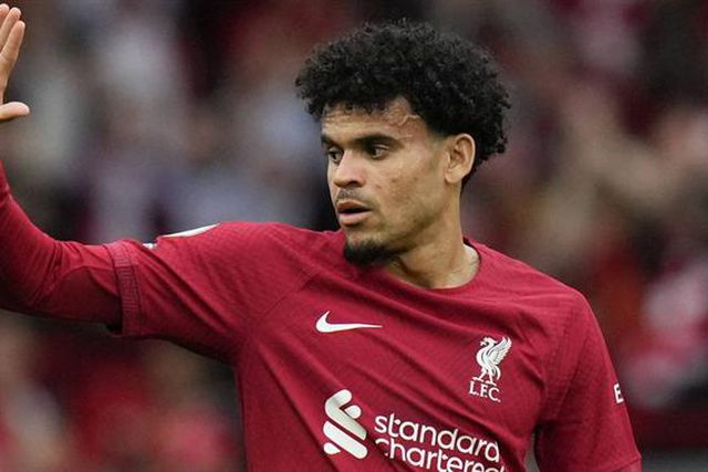 Ricardo Pereira e Díaz titulares, Diogo Jota no banco e Darwin lesionado