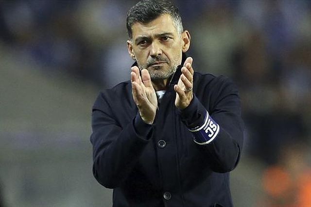 Sérgio Conceição chega aos 200 triunfos na liga