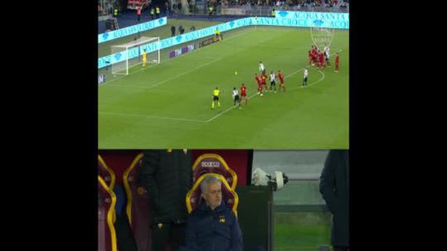 Reação de Mourinho ao penálti defendido por Rui Patrício