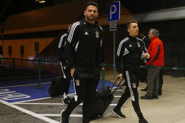 Baixa de última hora: águias viajaram sem Rafa - os convocados