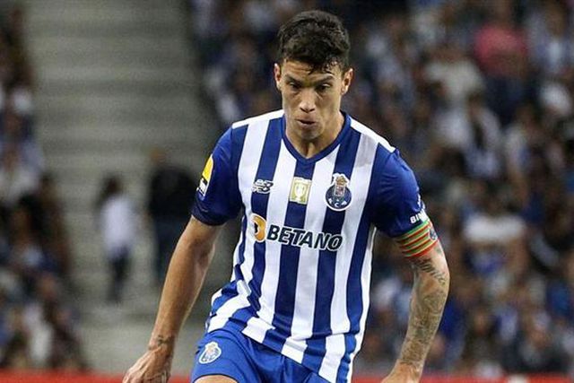 Uribe chamado à seleção